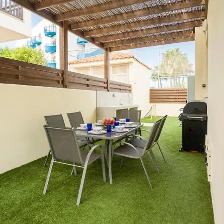 Breeze Vila