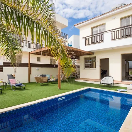 Breeze Vila *