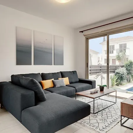 Breeze Villa