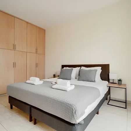 Breeze Villa